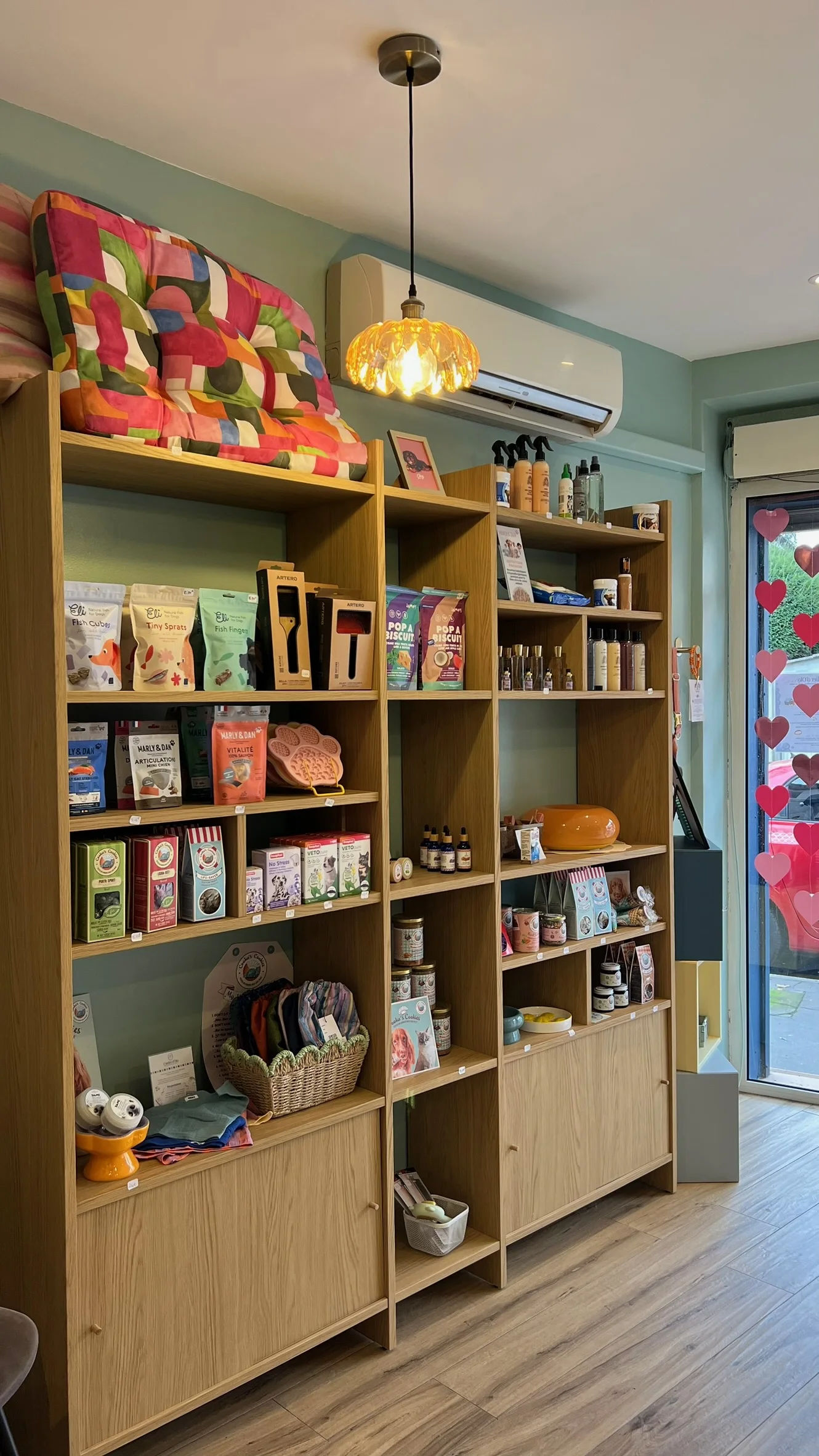 L'intérieur du salon L'Atelier d'Oky
